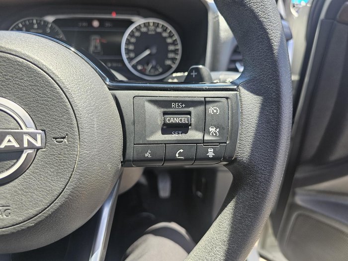 2022 Nissan X-TRAIL ST