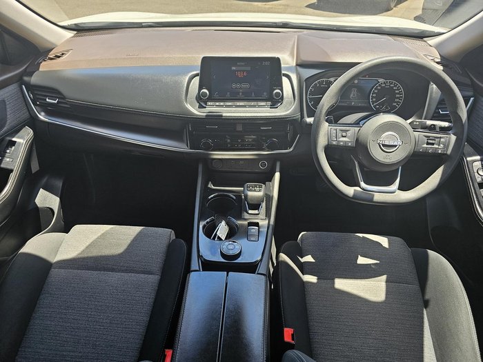 2022 Nissan X-TRAIL ST