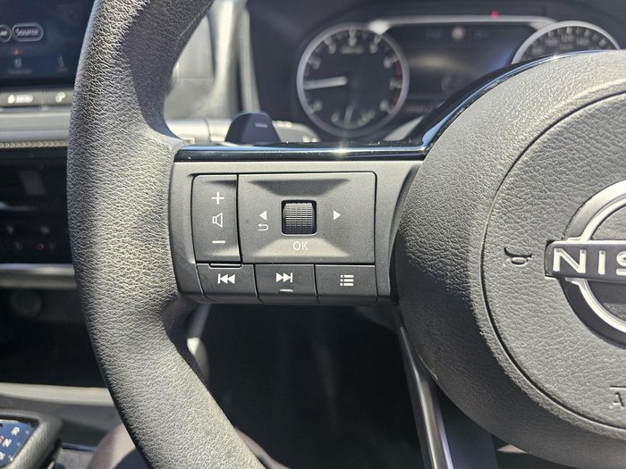 2022 Nissan X-TRAIL ST