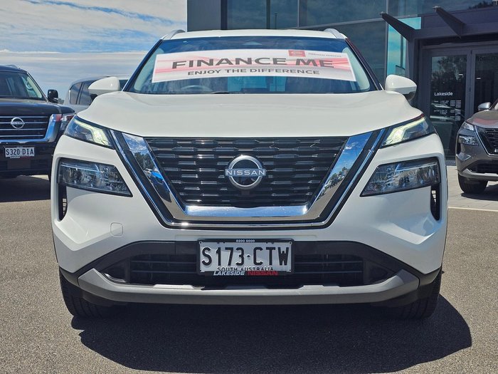 2022 Nissan X-TRAIL ST