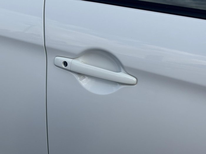 2021 Mitsubishi ASX ES