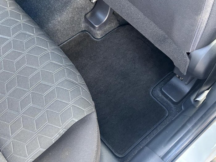 2021 Mitsubishi ASX ES