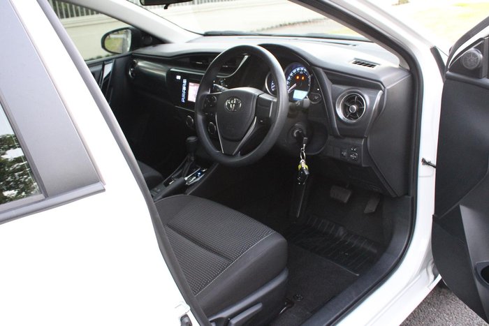 2017 Toyota Corolla Ascent ZRE182R Glacier White