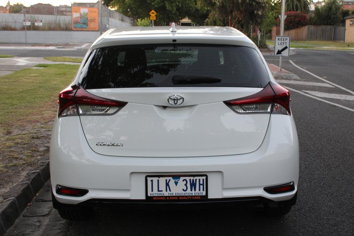 2017 Toyota Corolla Ascent ZRE182R Glacier White