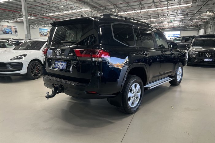 2022 Toyota Landcruiser GXL