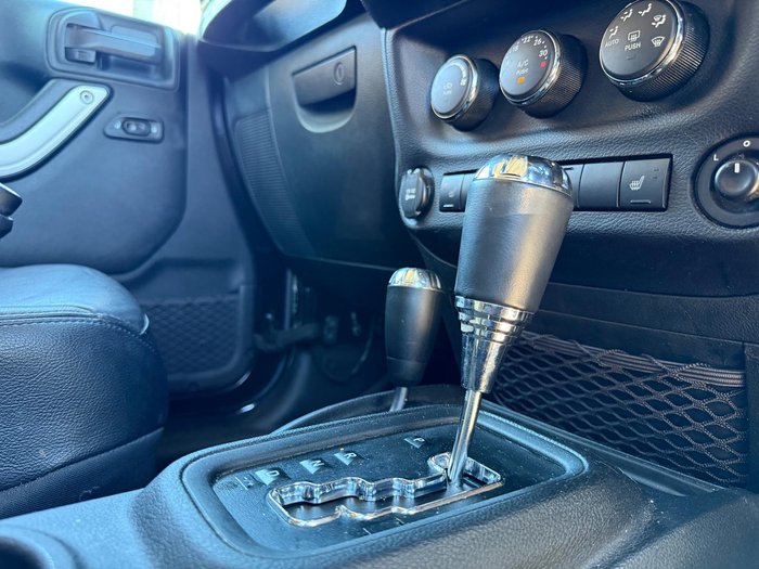 2017 Jeep Wrangler Unlimited Overland JK MY17 4X4 Dual Range Bright White