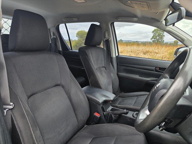 2020 Toyota Hilux SR