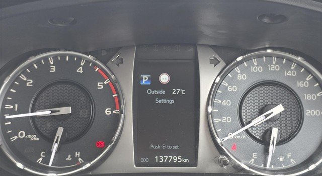 2020 Toyota Hilux SR