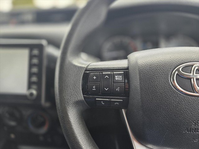 2020 Toyota Hilux SR