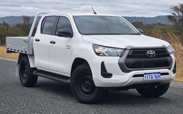 2020 Toyota Hilux SR