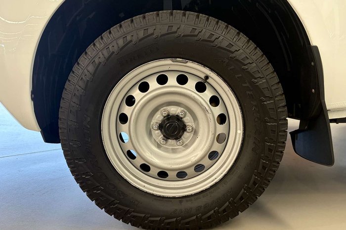 2021 Nissan Navara SL