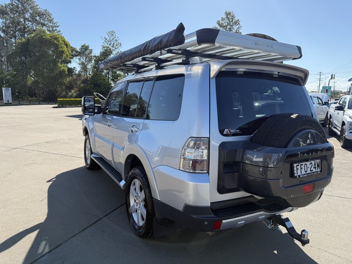 2009 Mitsubishi Pajero