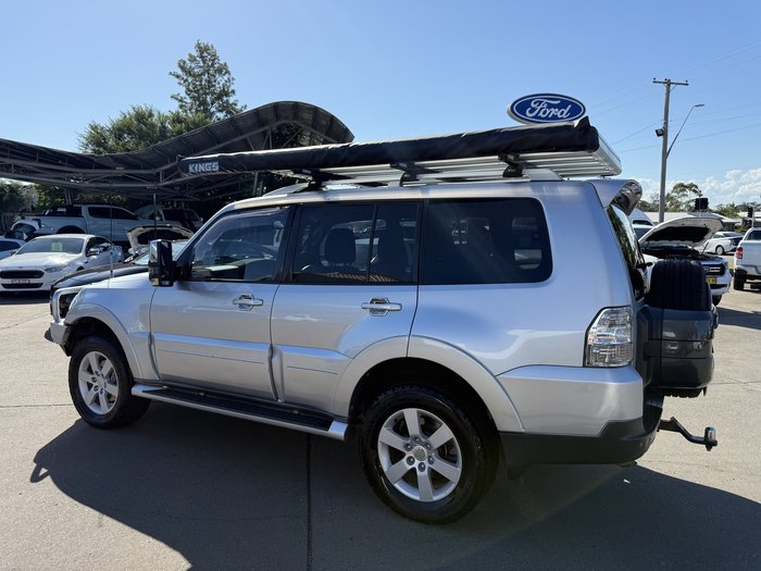 2009 Mitsubishi Pajero