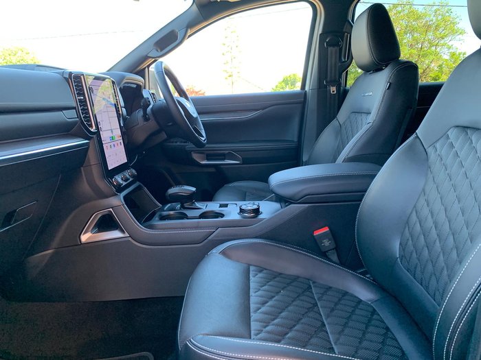 2025 Ford Everest Platinum