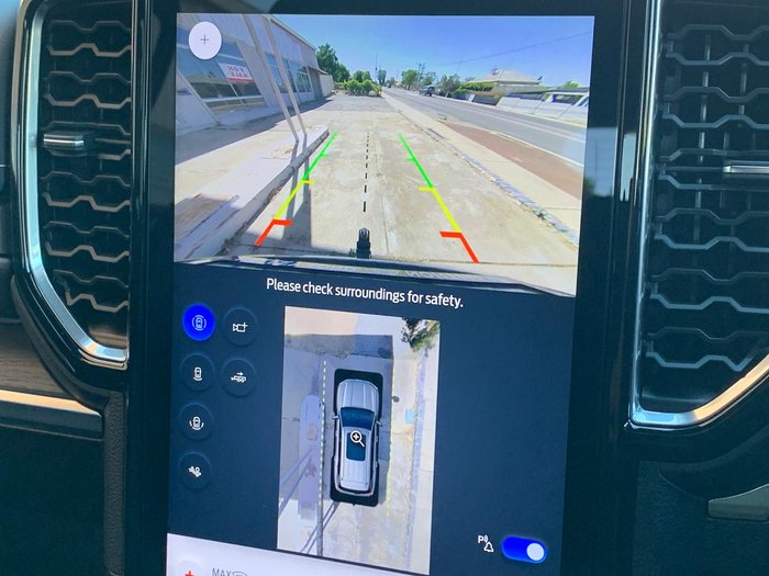 2025 Ford Everest Platinum