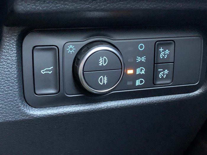 2025 Ford Everest Platinum