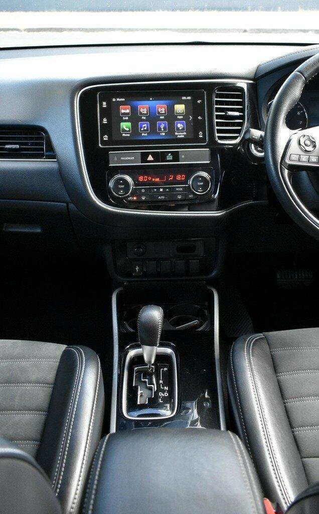 2019 Mitsubishi Outlander LS