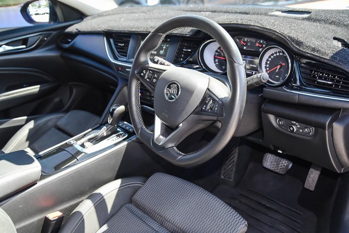 2019 Holden Commodore RS