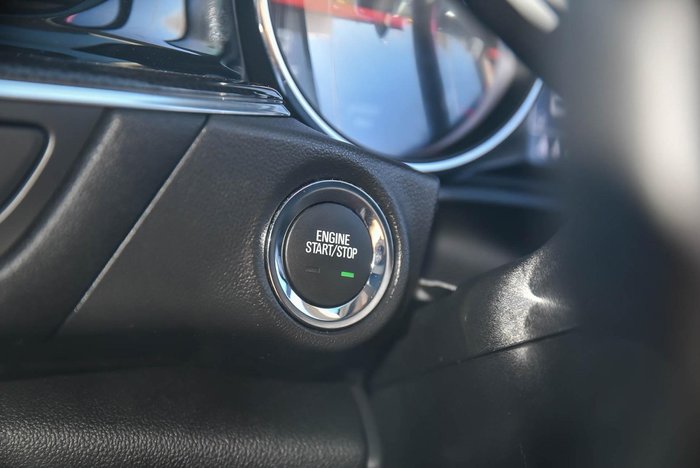 2019 Holden Commodore RS