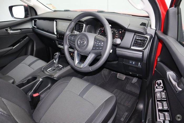 2025 Mazda BT-50 XTR