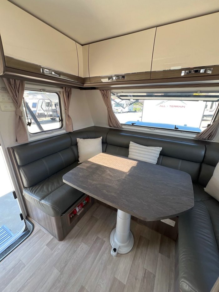 2018 JAYCO SILVERLINE 21.65-3 OB