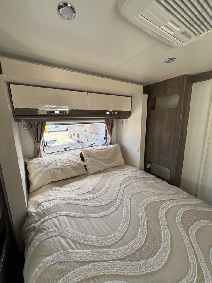 2018 JAYCO SILVERLINE 21.65-3 OB