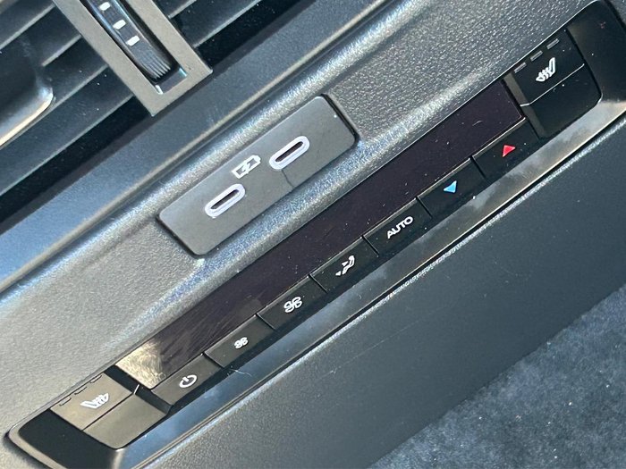 2025 Mazda CX-80 G40e Azami