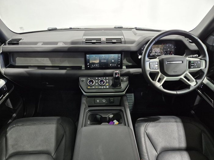 2024 Land Rover Defender 110 P400 X-Dynamic SE