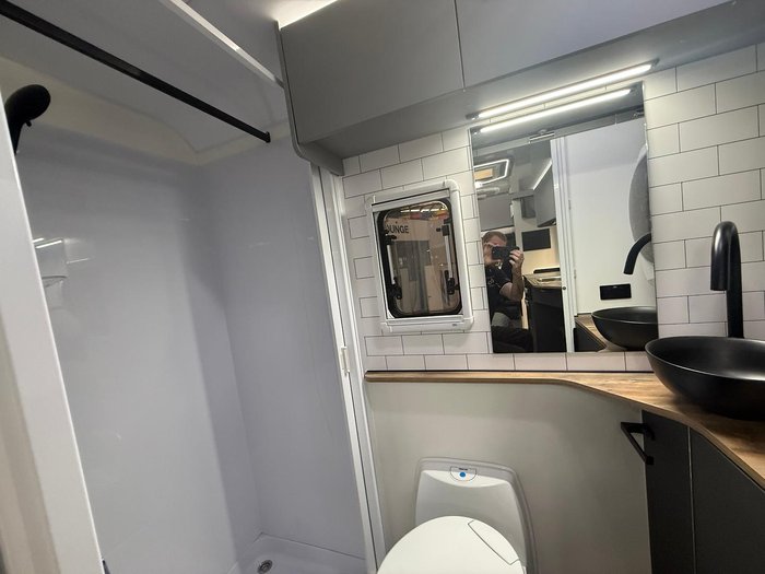 2025 Avida Birdsville Lx