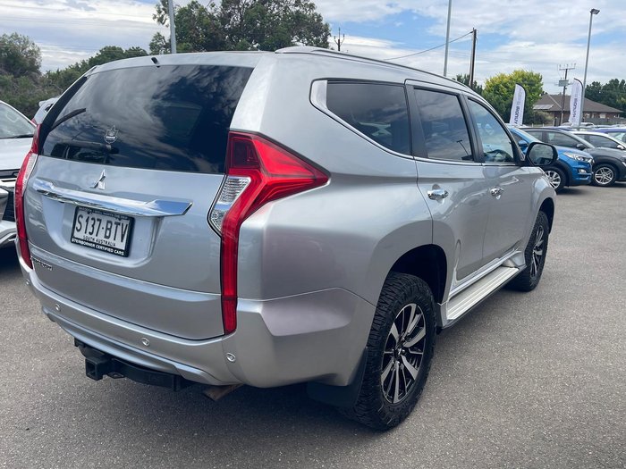 2017 Mitsubishi Pajero Sport GLS
