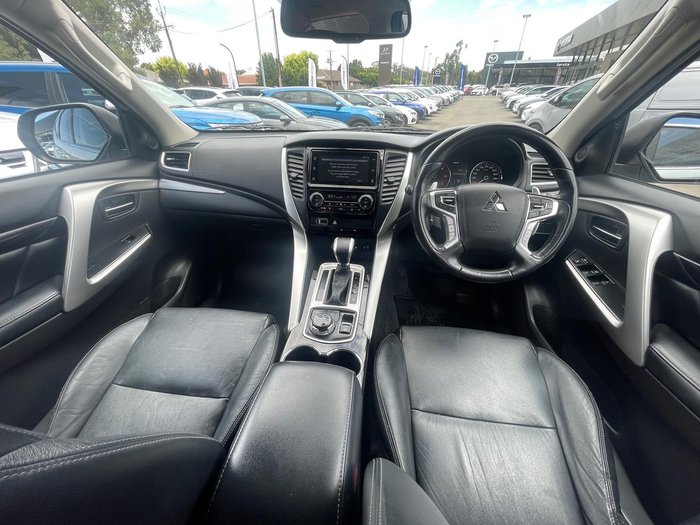 2017 Mitsubishi Pajero Sport GLS