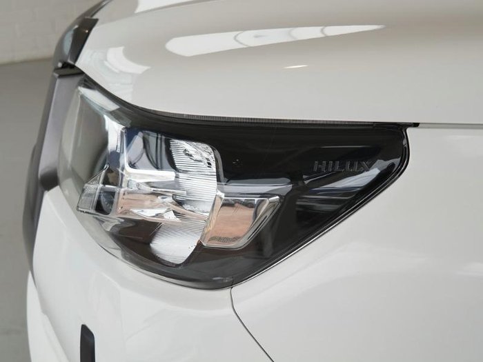 2020 Toyota Hilux SR