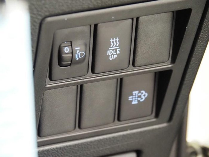 2020 Toyota Hilux SR