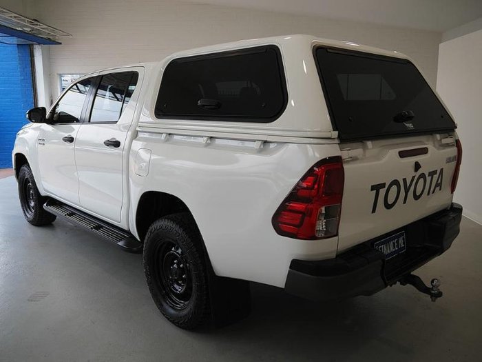2020 Toyota Hilux SR