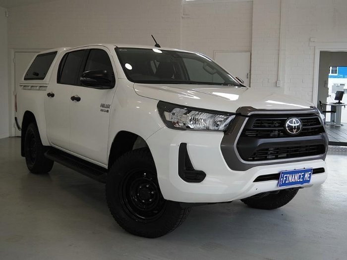 2020 Toyota Hilux SR