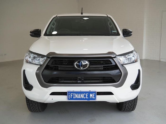 2020 Toyota Hilux SR