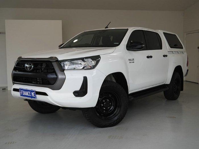 2020 Toyota Hilux SR