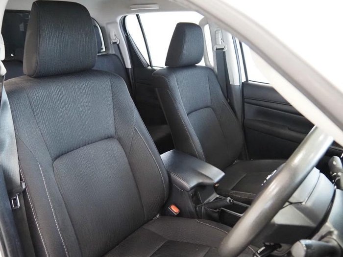 2020 Toyota Hilux SR