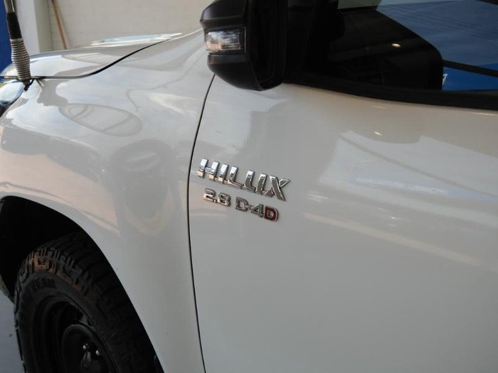 2021 Toyota Hilux SR