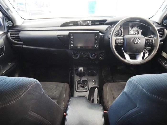 2021 Toyota Hilux SR