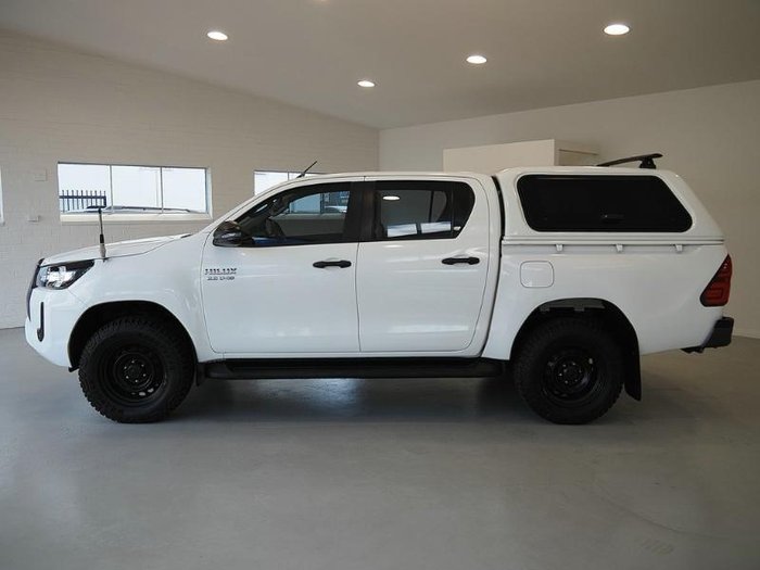 2021 Toyota Hilux SR