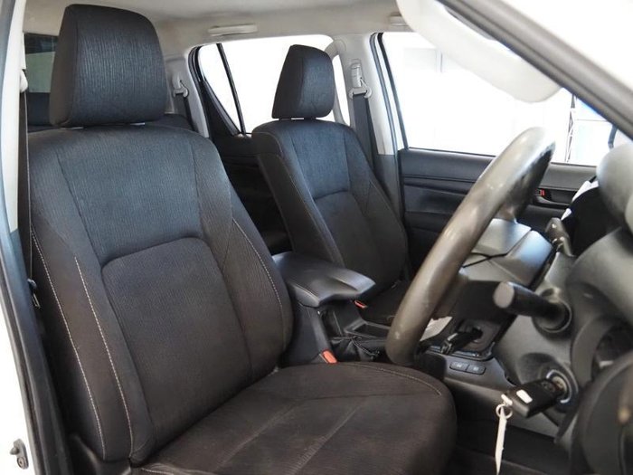 2021 Toyota Hilux SR