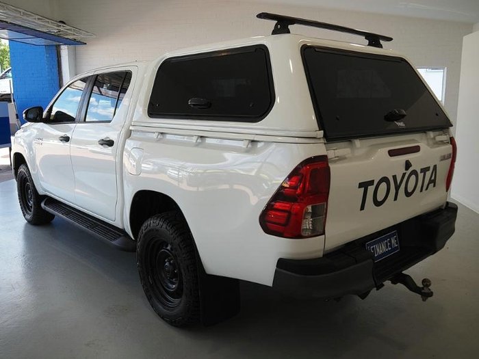 2021 Toyota Hilux SR