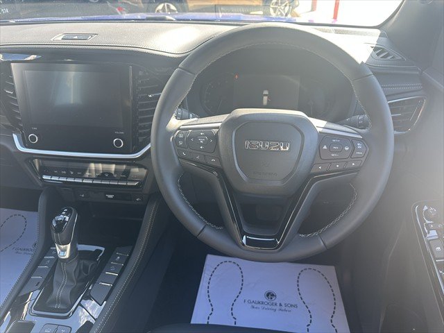 2025 ISUZU MU-X LS-T
