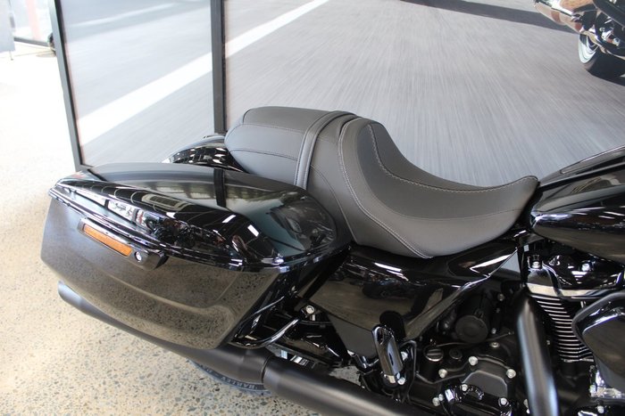 2025 Harley-davidson FLTRX ROAD GLIDE (117) VIVID BLACK