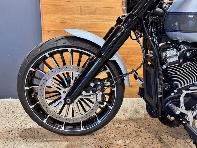 2023 Harley-davidson FXBR BREAKOUT (117) Silver