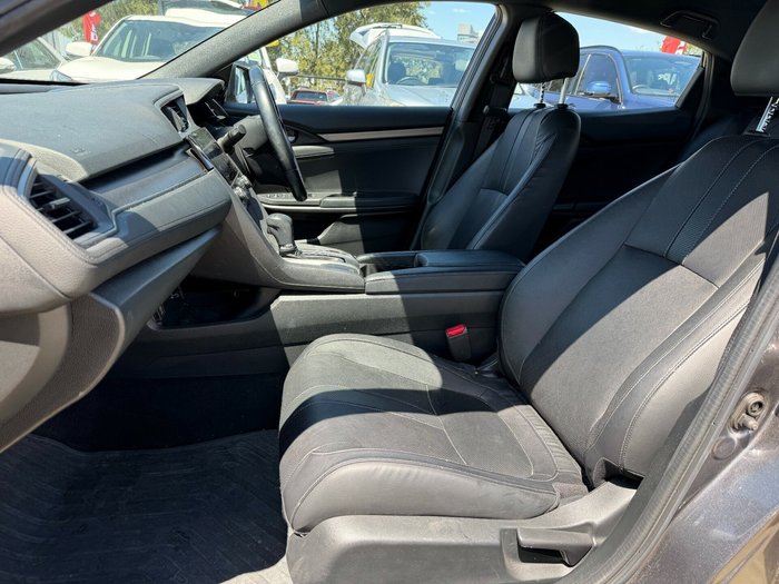 2019 Honda Civic VTi-S