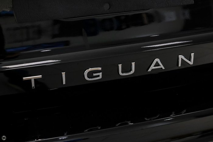 2025 Volkswagen Tiguan 150TSI R-Line
