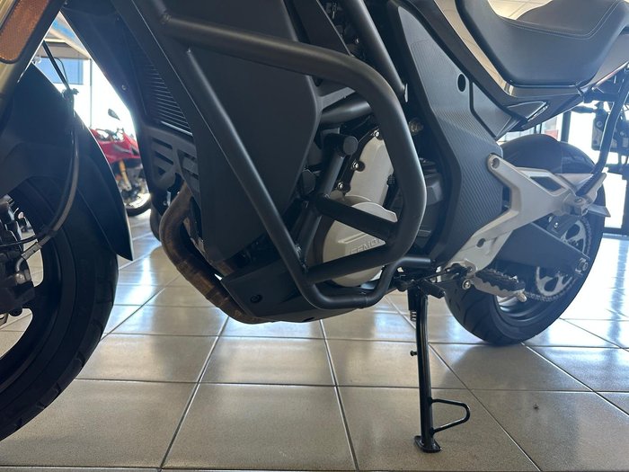 2022 CFMOTO 650MT MT White