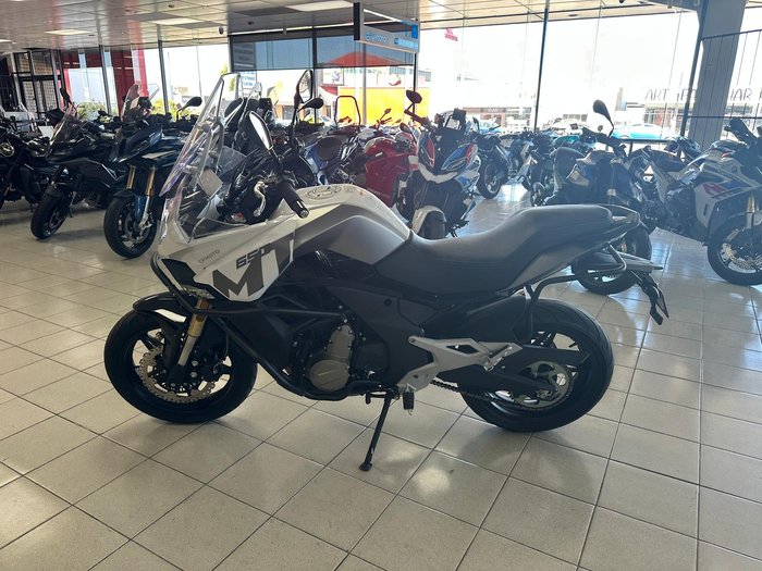 2022 CFMOTO 650MT MT White